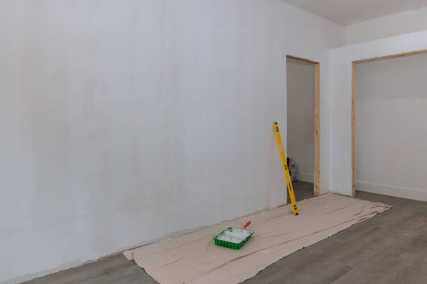 Best Drywall Sanding and Smoothing  in Paramount, CA